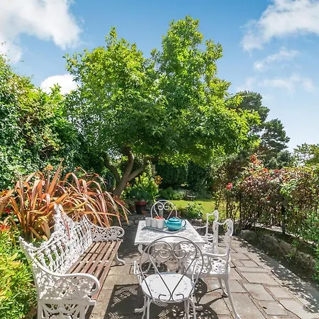 8 Kents Bank House * Grange-over-Sands