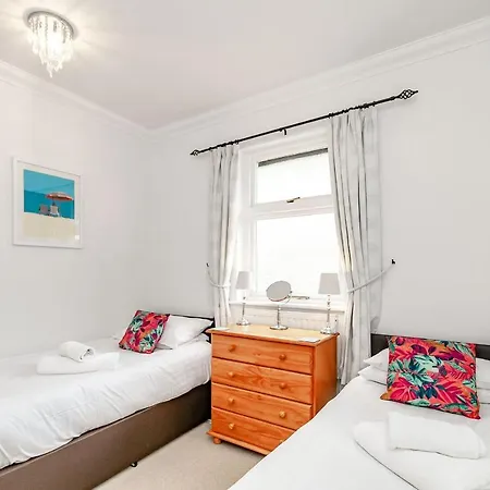 8 Kents Bank House Apartment Grange-over-Sands