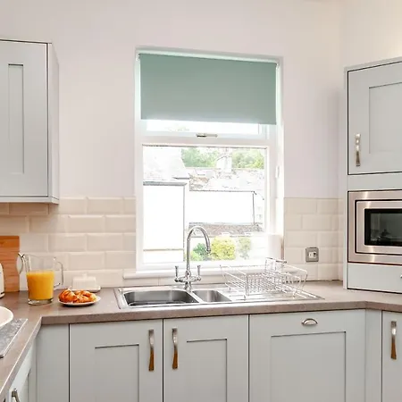 8 Kents Bank House * Grange-over-Sands