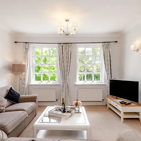 8 Kents Bank House Grange-over-Sands